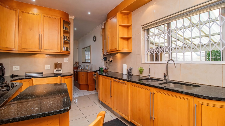 3 Bedroom Property for Sale in Gatesville Western Cape